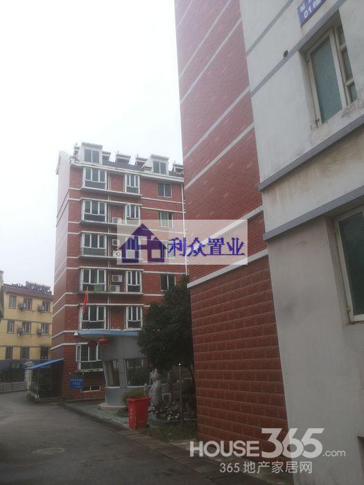 【没有公摊面积 使用面积大 还有拆迁的机会 欢