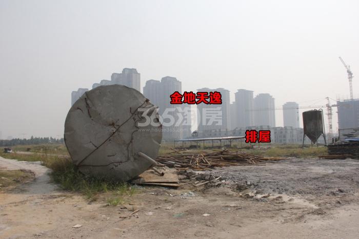 阳光城上府周边在建项目金地天逸  2015.10摄