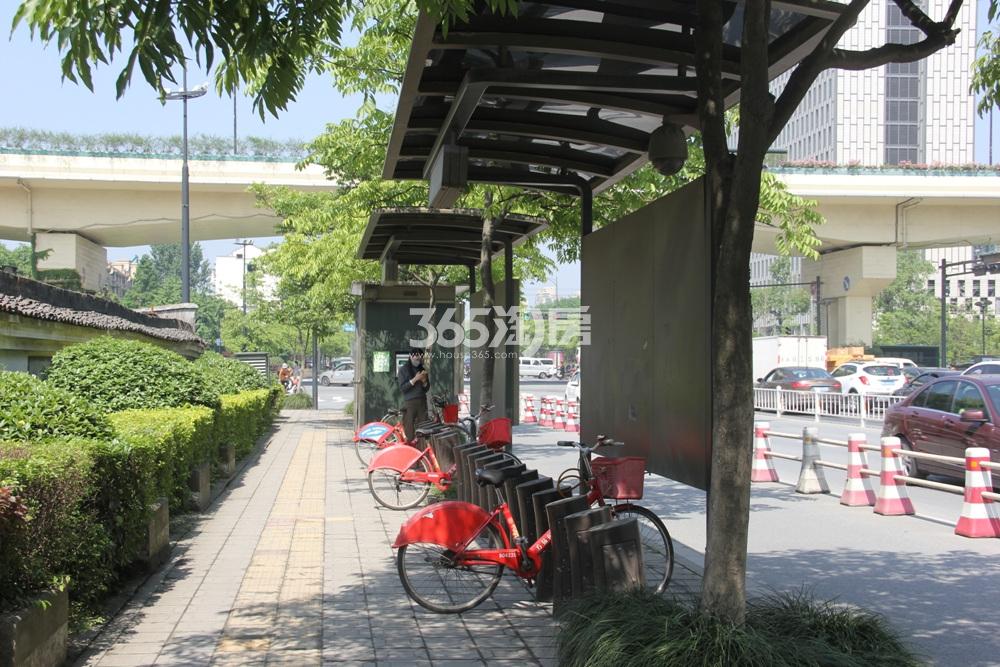 2016年5月大家绿城金麟府项目周边公共自行车租借点