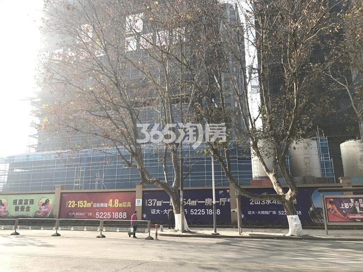 南京证大大拇指广场项目实景图（05.12）
