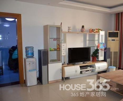 【鑫博花园,精装两房两厅,家电齐全,拎包住,配套